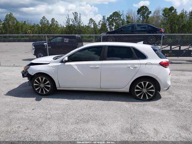 Продаж на аукціоні авто 2018 Hyundai Elantra Gt, vin: KMHH35LE9JU010157, номер лоту: 45795471