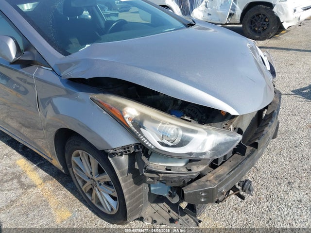 KMHDH4AE9FU225008 Hyundai ELANTRA SE