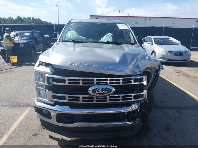 45795498 :رقم المزاد ، 1FT7X2BN1REE35513 vin ، 2024 Ford F-250 Xlt مزاد بيع