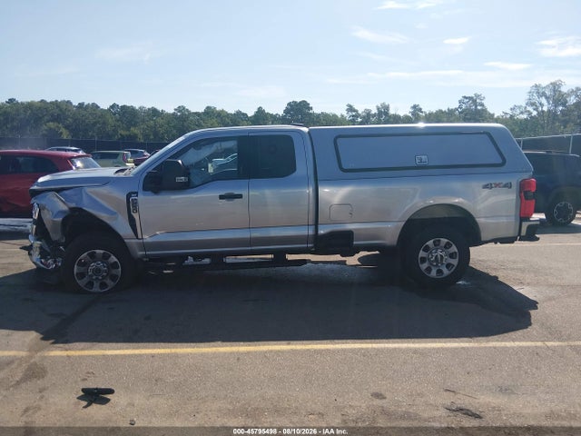 45795498 :رقم المزاد ، 1FT7X2BN1REE35513 vin ، 2024 Ford F-250 Xlt مزاد بيع