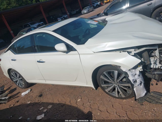 Продажа на аукционе авто 2020 Nissan Altima Platinum Vc-turbo Fwd, vin: 1N4AL4FV3LC151624, номер лота: 45795506