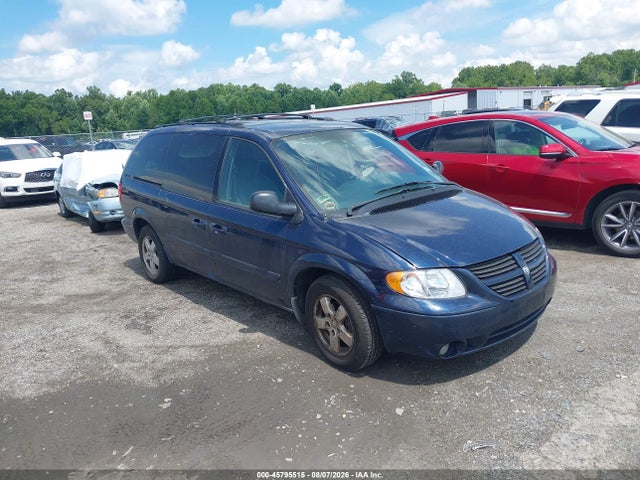 2005 Dodge Grand Caravan Sxt მანქანა იყიდება აუქციონზე, vin: 2D4GP44L05R131080, აუქციონის ნომერი: 45795515
