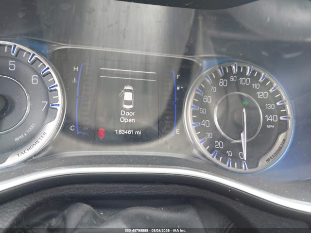 Chrysler 200 Limited 2015 1C3CCCAB2FN554470 Image 7
