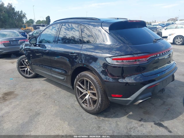 45795564 :رقم المزاد ، WP1AA2A59PLB03562 vin ، 2023 Porsche Macan T مزاد بيع