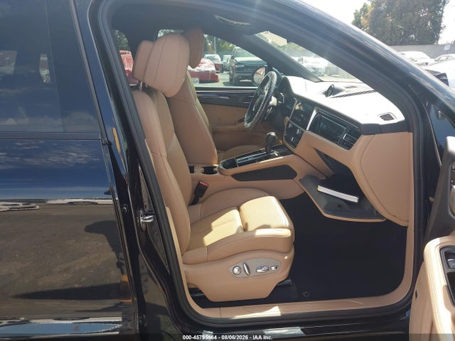 45795564 :رقم المزاد ، WP1AA2A59PLB03562 vin ، 2023 Porsche Macan T مزاد بيع