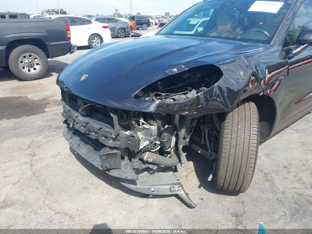 45795564 :رقم المزاد ، WP1AA2A59PLB03562 vin ، 2023 Porsche Macan T مزاد بيع