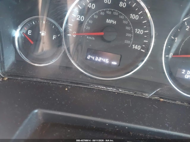 2010 Jeep Commander Sport მანქანა იყიდება აუქციონზე, vin: 1J4RG4GK5AC125460, აუქციონის ნომერი: 45795614