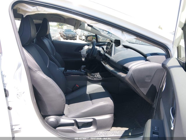JTDACAAU2R3015033 Toyota PRIUS XLE
