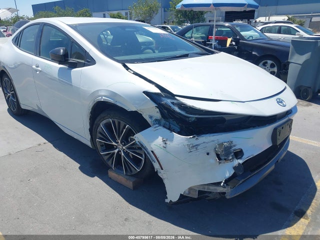 JTDACAAU2R3015033 Toyota PRIUS XLE