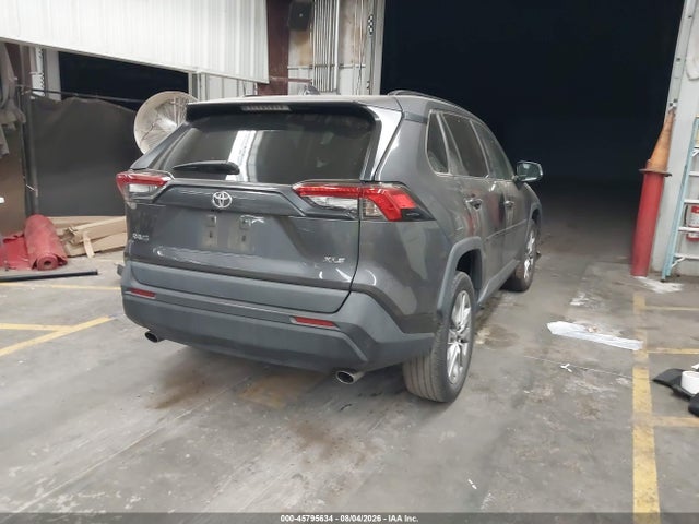 Auction sale of the 2022 Toyota Rav4 Xle Premium, vin: 2T3C1RFV9NC192055, lot number: 45795634
