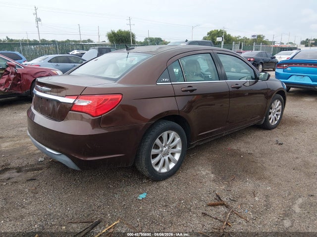 45795690 :رقم المزاد ، 1C3CCBBB6CN257304 vin ، 2012 Chrysler 200 Touring مزاد بيع