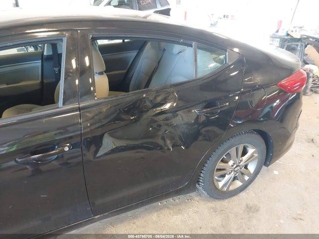 Продажа на аукционе авто 2017 Hyundai Elantra Se, vin: 5NPD84LF5HH097356, номер лота: 45795705