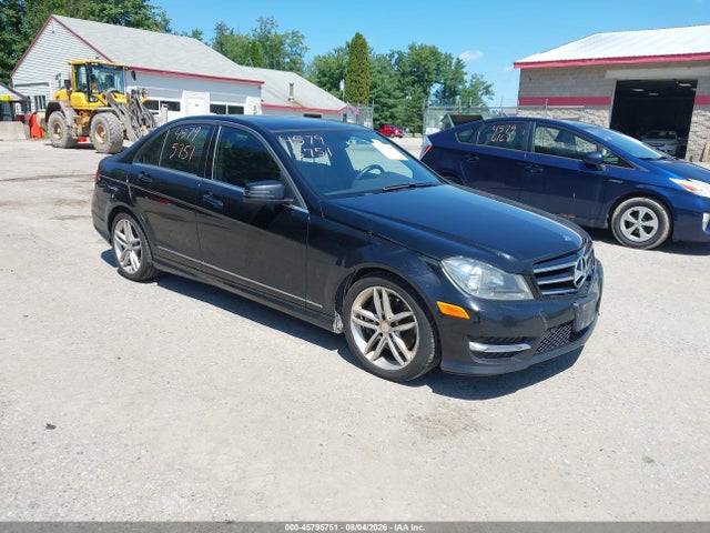 Auction sale of the 2014 Mercedes-benz C 300 Sport 4matic, vin: WDDGF8AB4EG245402, lot number: 45795751