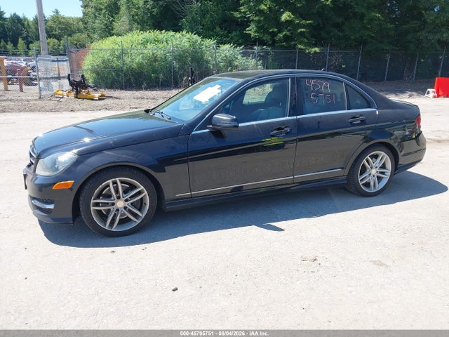 Продаж на аукціоні авто 2014 Mercedes-benz C 300 Sport 4matic, vin: WDDGF8AB4EG245402, номер лоту: 45795751