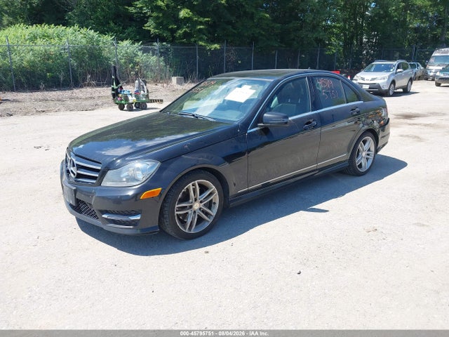 Продаж на аукціоні авто 2014 Mercedes-benz C 300 Sport 4matic, vin: WDDGF8AB4EG245402, номер лоту: 45795751