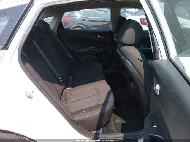 45795763 :رقم المزاد ، 5XXGT4L37JG195355 vin ، 2018 Kia Optima Lx مزاد بيع