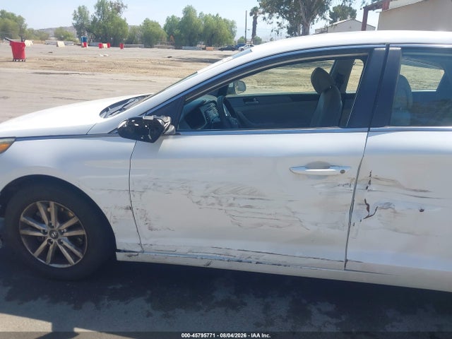 Hyundai Sonata 2017 5NPE24AF8HH573107 Image 12