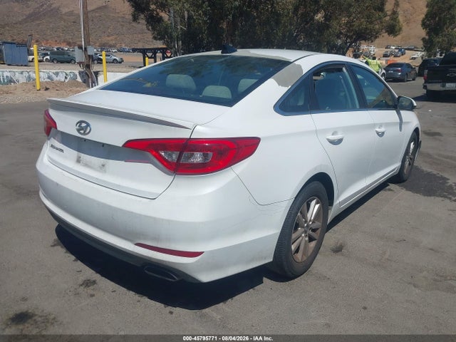 Hyundai Sonata 2017 5NPE24AF8HH573107 Image 4