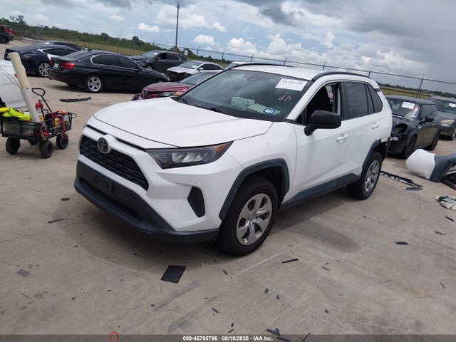 Toyota RAV4 LE 2019 2T3H1RFVXKC024538 Image 2