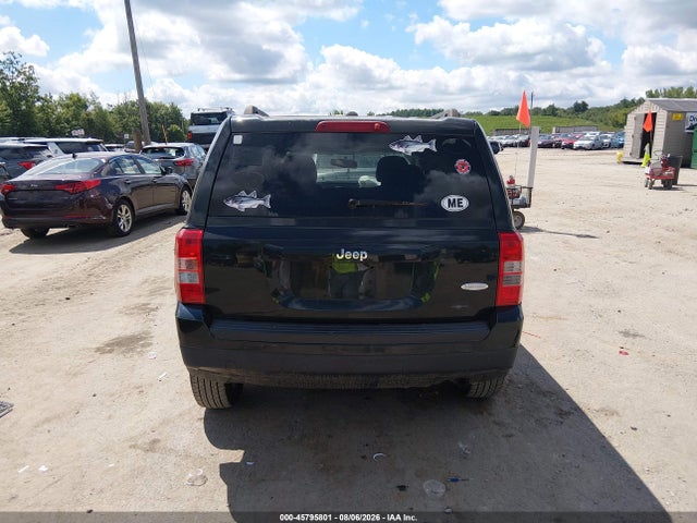 45795801 :رقم المزاد ، 1C4NJPFB3DD211115 vin ، 2013 Jeep Patriot Latitude مزاد بيع