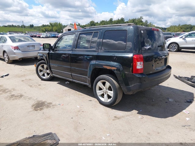 45795801 :رقم المزاد ، 1C4NJPFB3DD211115 vin ، 2013 Jeep Patriot Latitude مزاد بيع