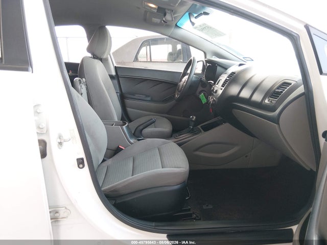 2015 Kia Forte Lx მანქანა იყიდება აუქციონზე, vin: KNAFX4A65F5399285, აუქციონის ნომერი: 45795843