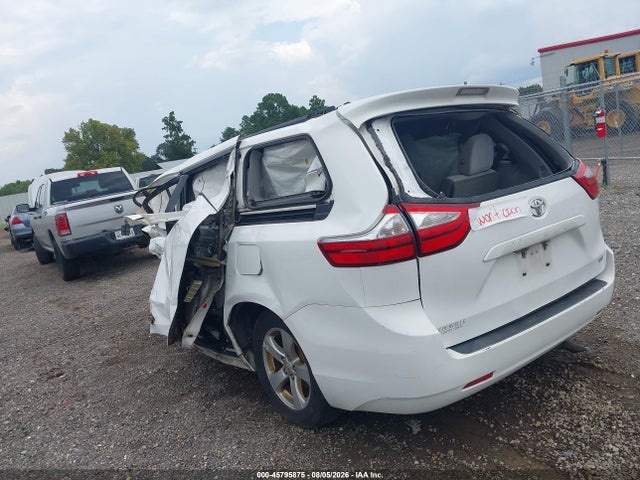 Продажа на аукционе авто 2016 Toyota Sienna Le 8 Passenger, vin: 5TDKK3DCXGS766026, номер лота: 45795875
