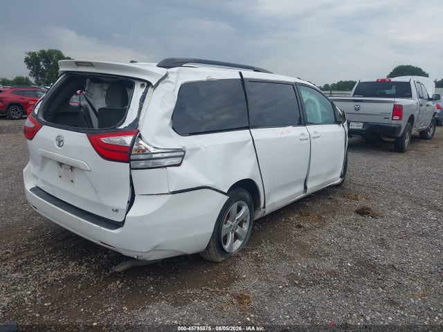 Продажа на аукционе авто 2016 Toyota Sienna Le 8 Passenger, vin: 5TDKK3DCXGS766026, номер лота: 45795875