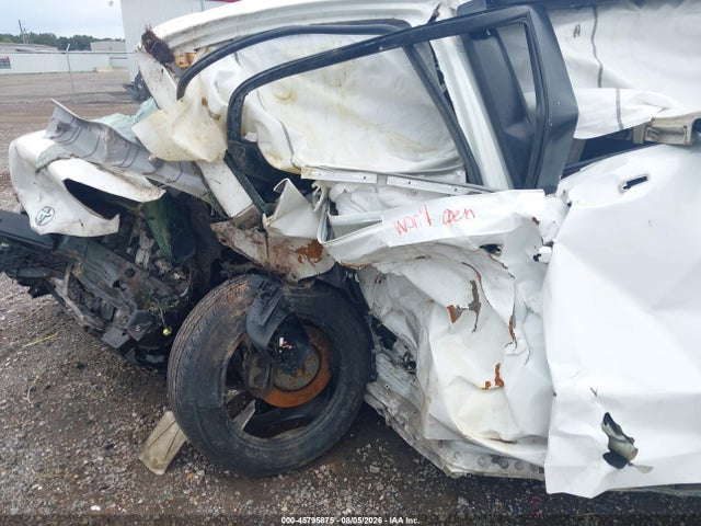 Продажа на аукционе авто 2016 Toyota Sienna Le 8 Passenger, vin: 5TDKK3DCXGS766026, номер лота: 45795875