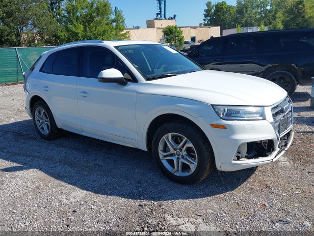 Продаж на аукціоні авто 2018 Audi Q5 2.0t Premium/2.0t Tech Premium, vin: WA1ANAFY0J2037767, номер лоту: 45795901