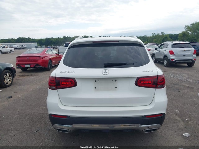 45795912 :رقم المزاد ، W1N0G8EB7MF883692 vin ، 2021 Mercedes-benz Glc 300 4matic Suv مزاد بيع
