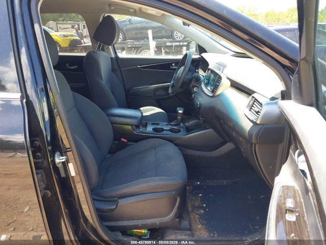 Продаж на аукціоні авто 2019 Kia Sorento 2.4l L, vin: 5XYPG4A37KG576319, номер лоту: 45795914