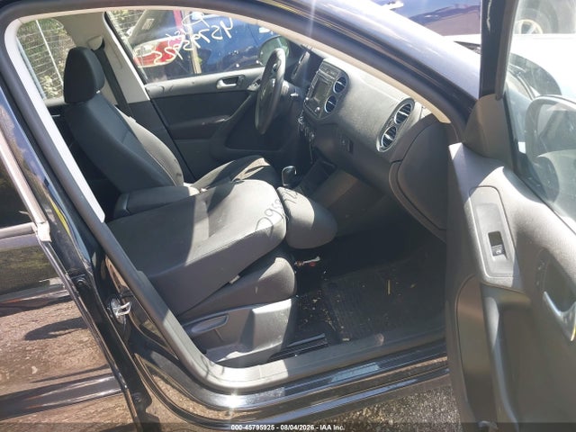 Продаж на аукціоні авто 2017 Volkswagen Tiguan 2.0t/2.0t S, vin: WVGBV7AX9HK050468, номер лоту: 45795925