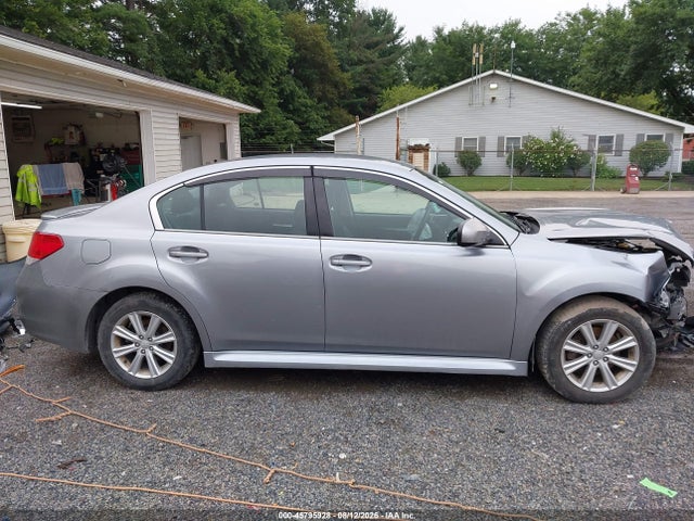45795928 :رقم المزاد ، 4S3BMBC63B3252139 vin ، 2011 Subaru Legacy 2.5i Premium مزاد بيع