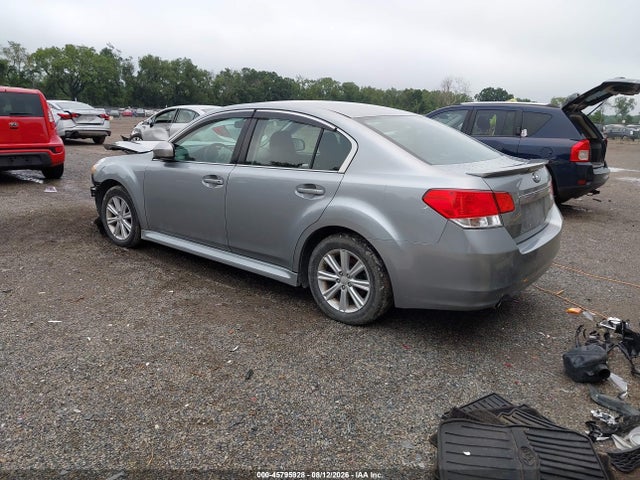 45795928 :رقم المزاد ، 4S3BMBC63B3252139 vin ، 2011 Subaru Legacy 2.5i Premium مزاد بيع