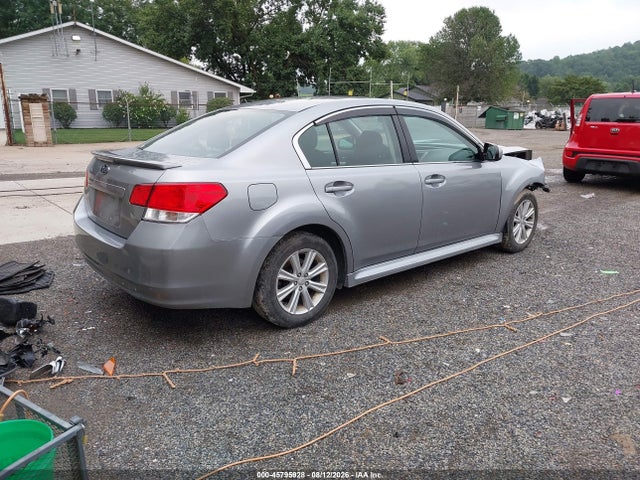 45795928 :رقم المزاد ، 4S3BMBC63B3252139 vin ، 2011 Subaru Legacy 2.5i Premium مزاد بيع