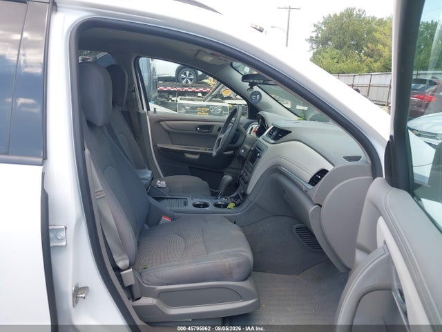 2016 Chevrolet Traverse Ls მანქანა იყიდება აუქციონზე, vin: 1GNKRFKD6GJ268175, აუქციონის ნომერი: 45795962
