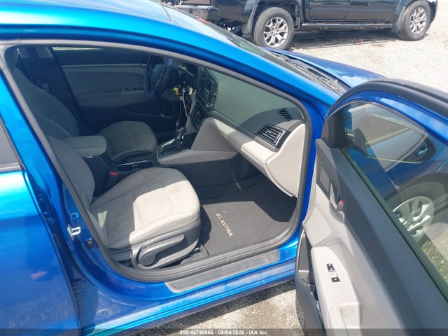 2017 Hyundai Elantra Se მანქანა იყიდება აუქციონზე, vin: 5NPD74LF8HH172988, აუქციონის ნომერი: 45795965