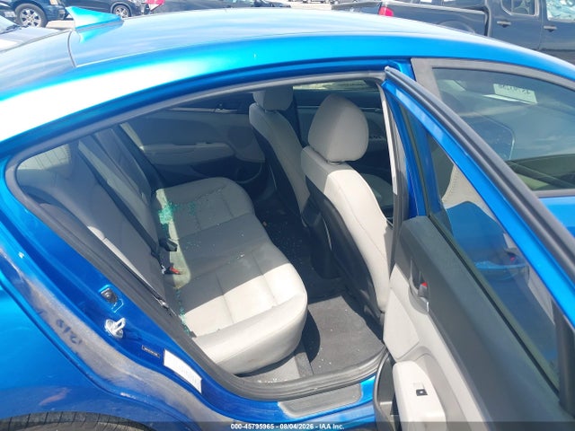 2017 Hyundai Elantra Se მანქანა იყიდება აუქციონზე, vin: 5NPD74LF8HH172988, აუქციონის ნომერი: 45795965