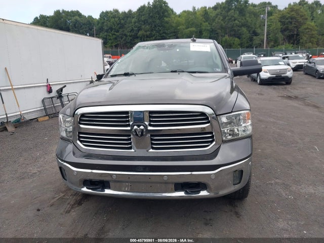45795981 :رقم المزاد ، 3C6RR7LT1HG511310 vin ، 2017 Ram 1500 Big Horn  4x4 5'7 Box مزاد بيع