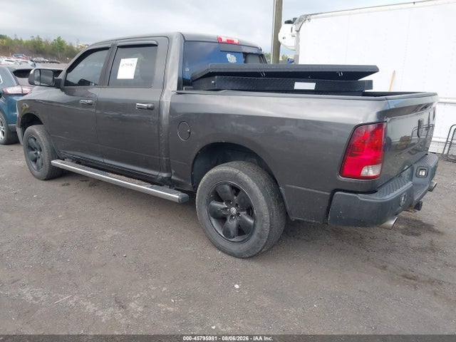 45795981 :رقم المزاد ، 3C6RR7LT1HG511310 vin ، 2017 Ram 1500 Big Horn  4x4 5'7 Box مزاد بيع