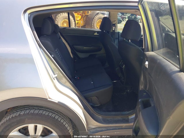 Продажа на аукционе авто 2018 Kia Sportage Lx, vin: KNDPMCAC6J7421307, номер лота: 45795987