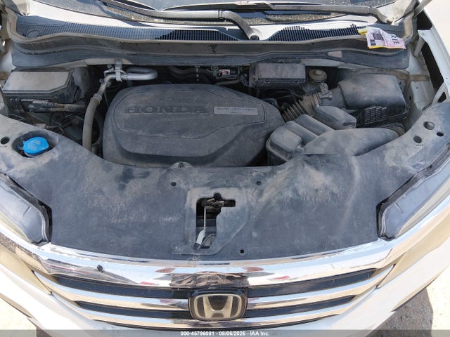 Продаж на аукціоні авто 2017 Honda Pilot Touring, vin: 5FNYF5H95HB018556, номер лоту: 45796081