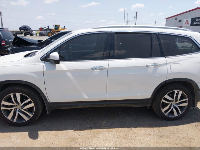 Продаж на аукціоні авто 2017 Honda Pilot Touring, vin: 5FNYF5H95HB018556, номер лоту: 45796081