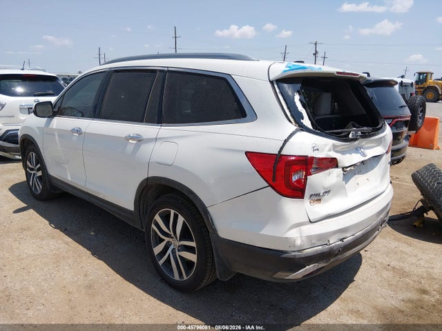 Продаж на аукціоні авто 2017 Honda Pilot Touring, vin: 5FNYF5H95HB018556, номер лоту: 45796081