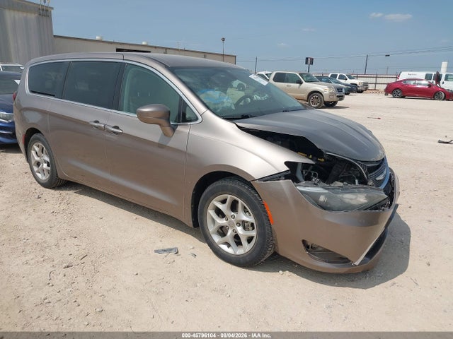 2018 Chrysler Pacifica Touring Plus მანქანა იყიდება აუქციონზე, vin: 2C4RC1FG9JR103479, აუქციონის ნომერი: 45796104