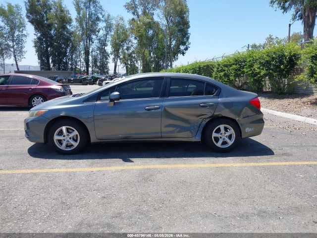 45796146 :رقم المزاد ، 19XFB5F52CE000047 vin ، 2012 Honda Civic Natural Gas مزاد بيع