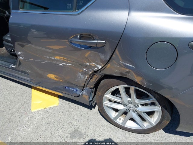 Lexus CT 200H 2014 JTHKD5BH2E2190634 Image 6