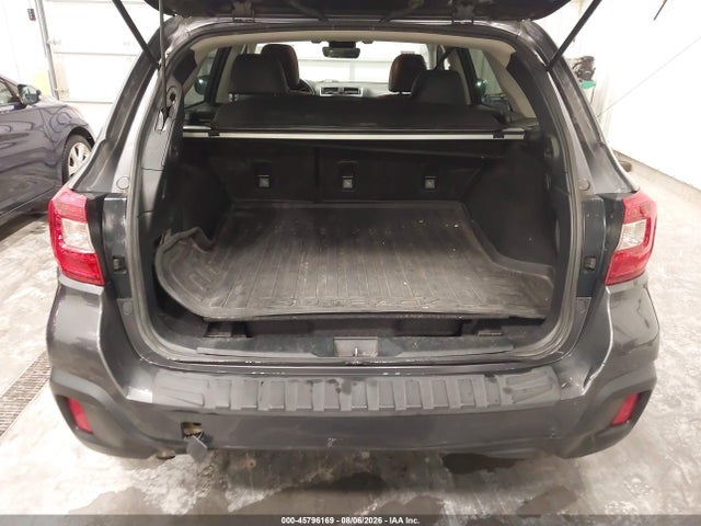 45796169 :رقم المزاد ، 4S4BSAJC9K3307617 vin ، 2019 Subaru Outback 2.5i Limited مزاد بيع