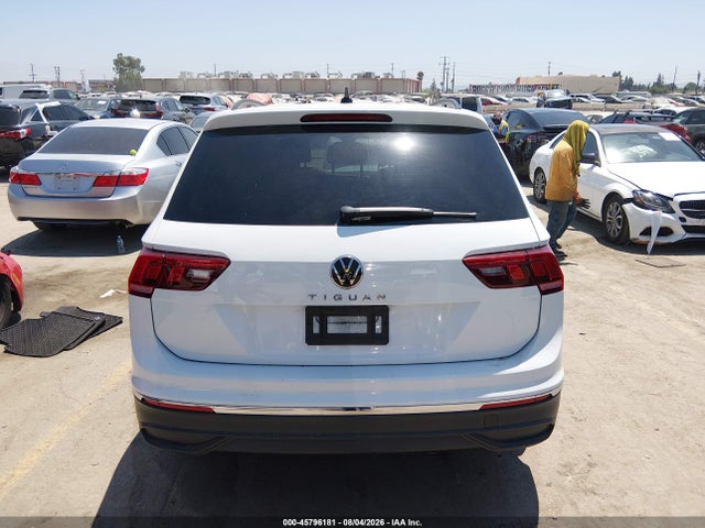 2024 Volkswagen Tiguan 2.0t S მანქანა იყიდება აუქციონზე, vin: 3VVRB7AX5RM186037, აუქციონის ნომერი: 45796181